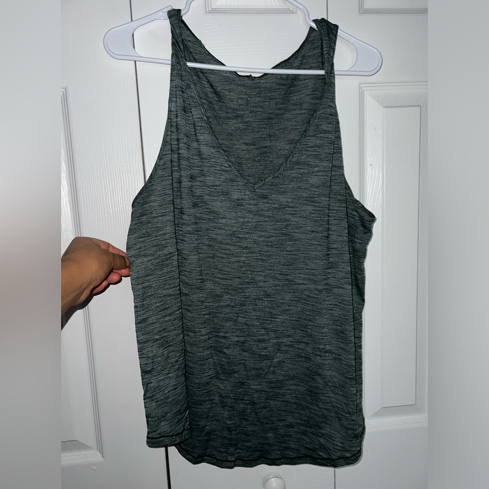 Lululemon atlética shirt green size M for lady